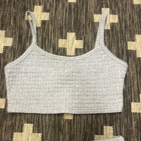 Elodie Medium Top & XL Shorts Outfit - Picture 2 of 3